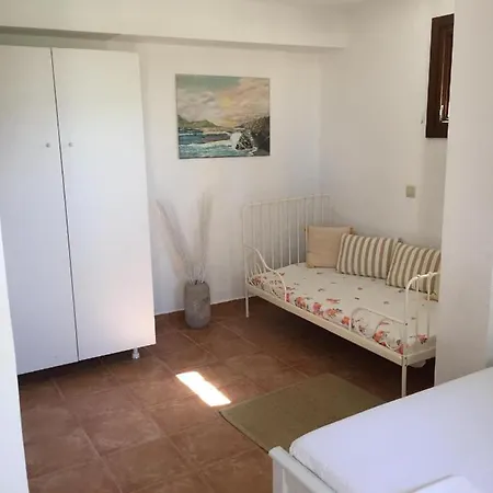 Studio Holiday home Koundouros